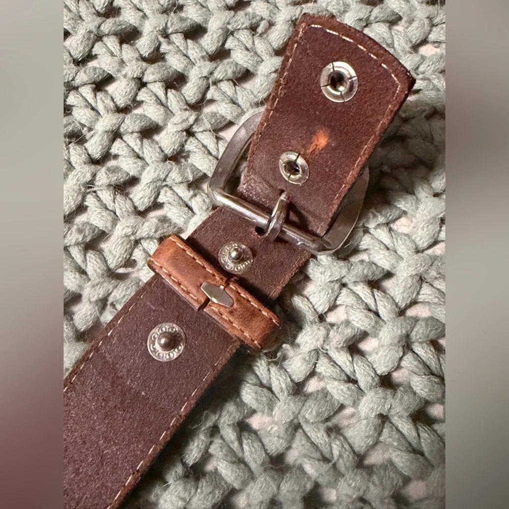 Vintage Kids Tony Lama Western style Leather Belt With Silver Medallions Size 22